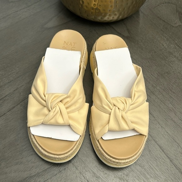 NATURALIZER Dayana Platform Slide Sandal In Pale Honey - Picture 4 of 7